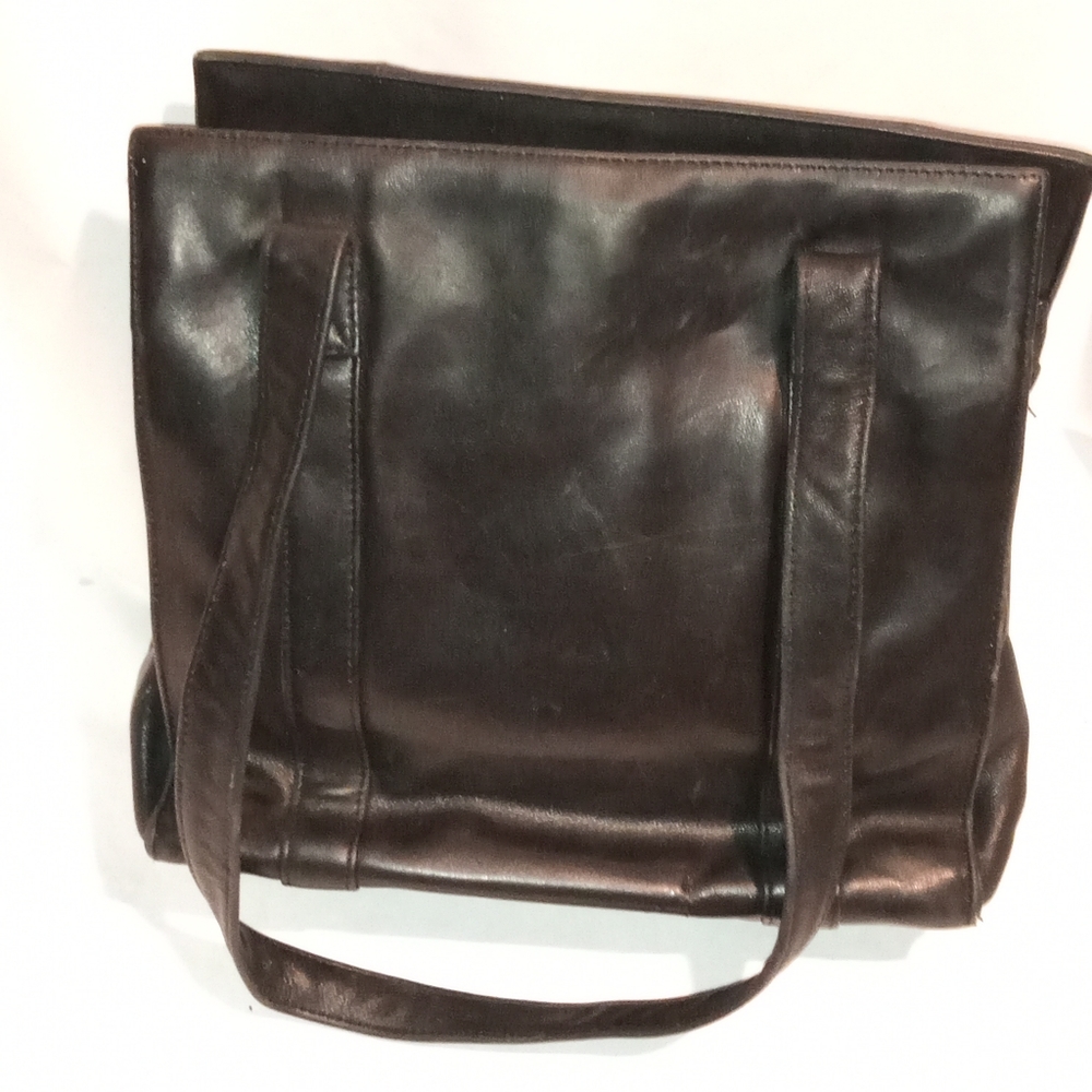 Preview Collection Handbag - Picture 5 of 10